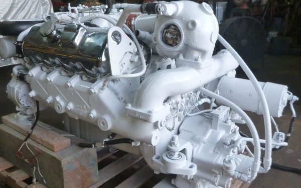 Detroit Diesel 8.2 Lts J&T Marine Diesel engine with transmission