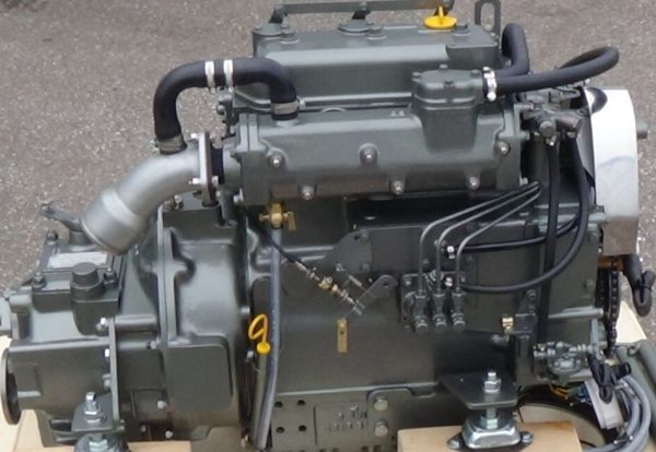 YANMAR 3QM30H with KH18 Ratio 2.03 YANMAR 3QM30H with KH18 Ratio 2.03