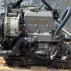 YANMAR 3YM20 w/ Kanzaki KM2P-1 Transmission & Panel Marine Diesel Engine