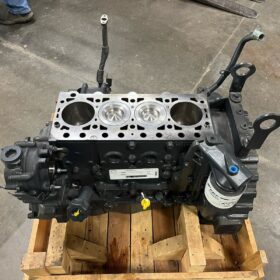 NEW Iveco F5BFL413A F5B FPT OEM Short Block Fits Case New Holland