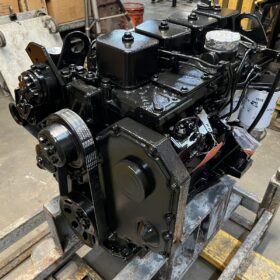 Cummins 4B 3.9 Engine