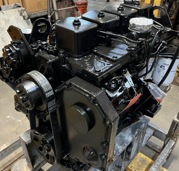 Cummins 4B 3.9 Engine
